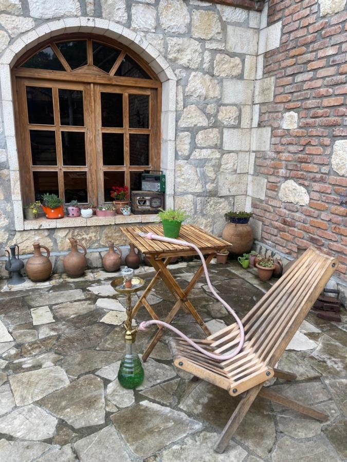Odo'S Guest House Martvili Exterior foto